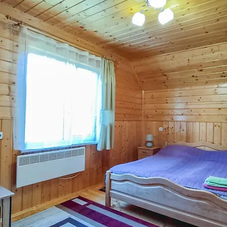 біля лісу Appartement Jaremtsje