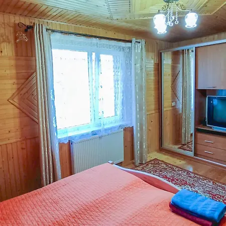 біля лісу Lejlighed