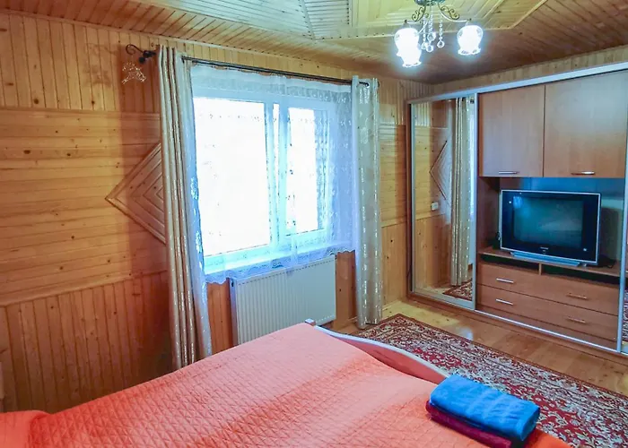 біля лісу Апартаменты